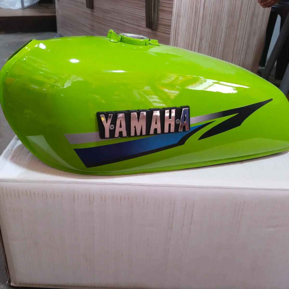5SPEED TANK ASSY (NEON GREEN)