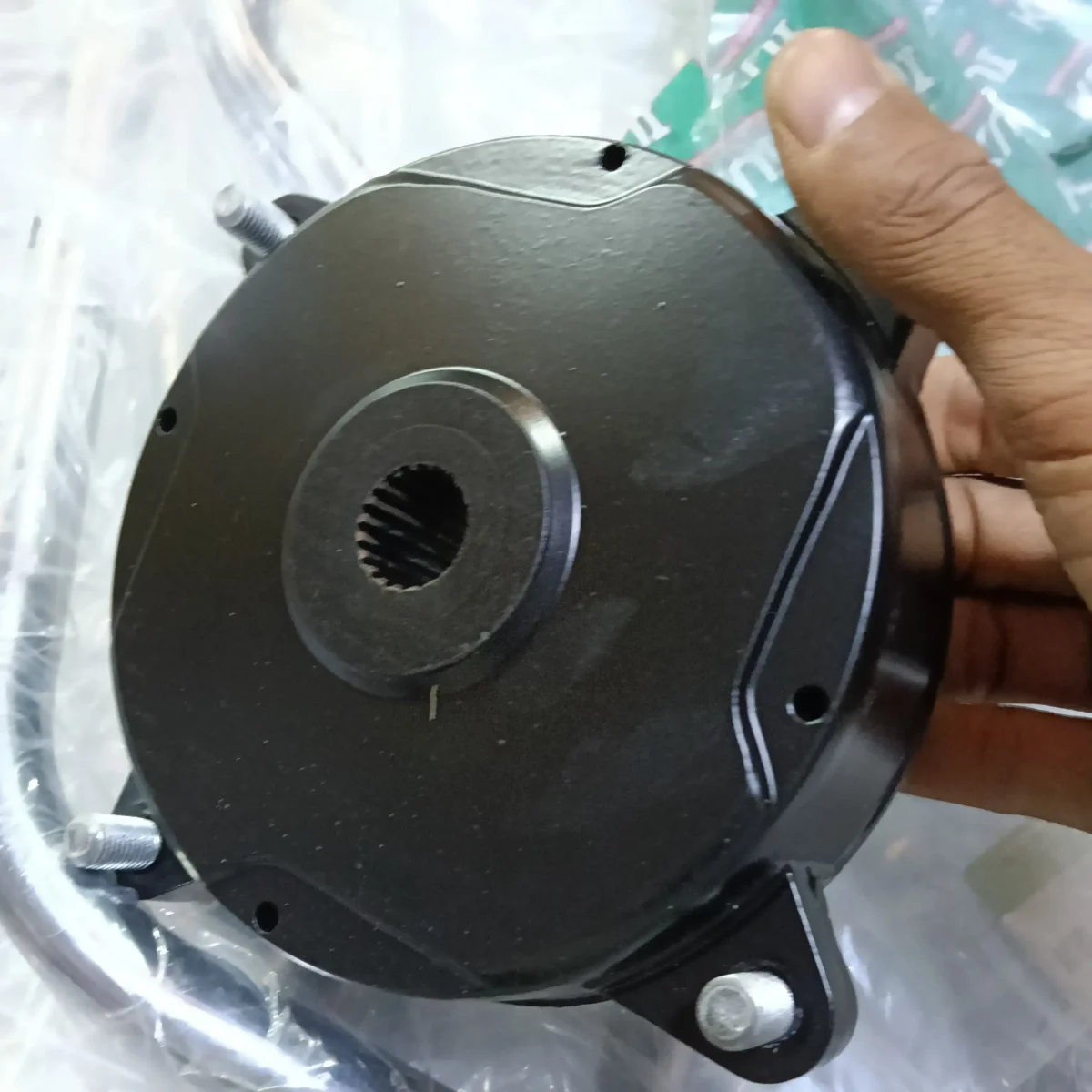REAR HUB RAY