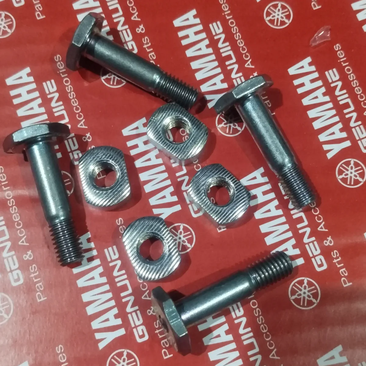 Sprocket Bolt Nut Kit Rx Series 1 set 4+4