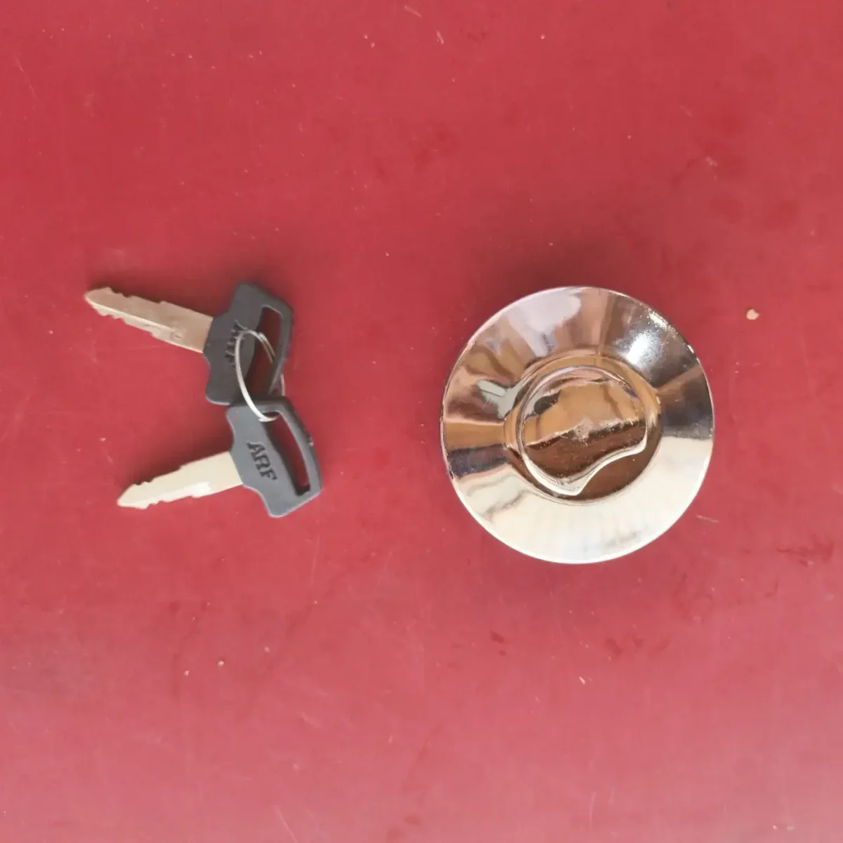 SUZUKI PETROL TANK LOCK