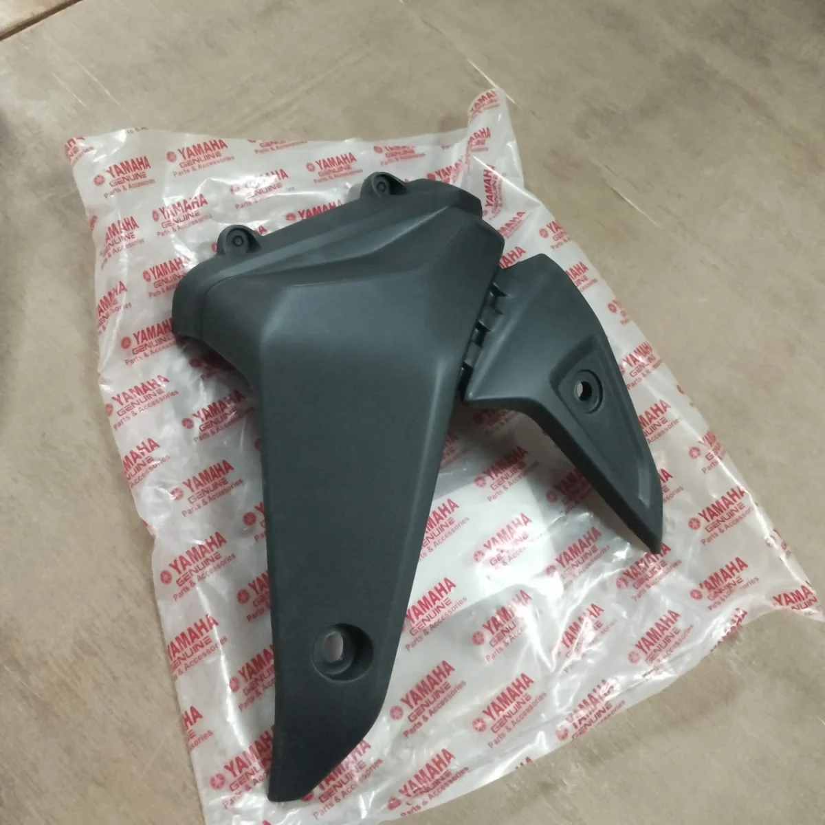 COVER LOWER MT V1 V2