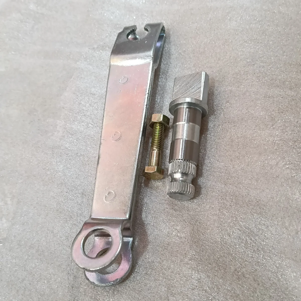 REAR BRAKE CAM LEVER SET FZ