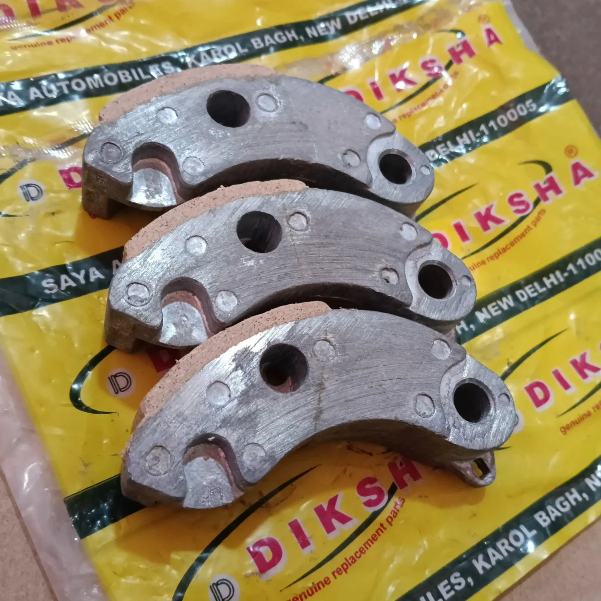 CLUTCH SHOE RAY BS6 2