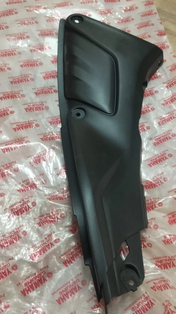 SIDE COVER RIGHT MT V1 V2