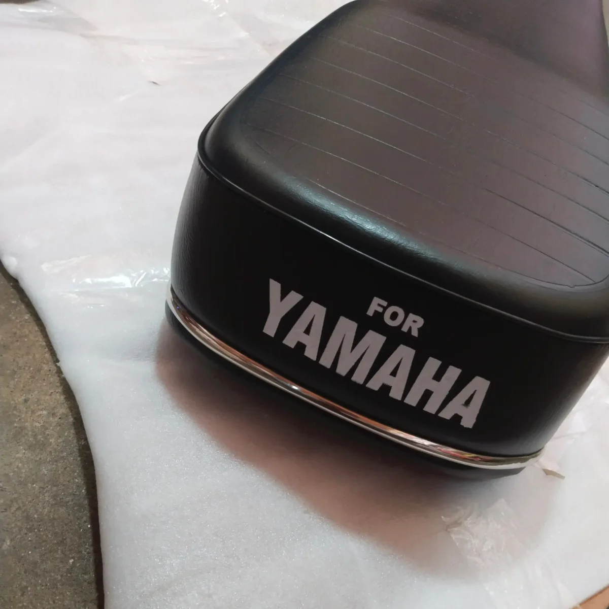 RX135/ 5SPEED SEAT ASSY (METAL)