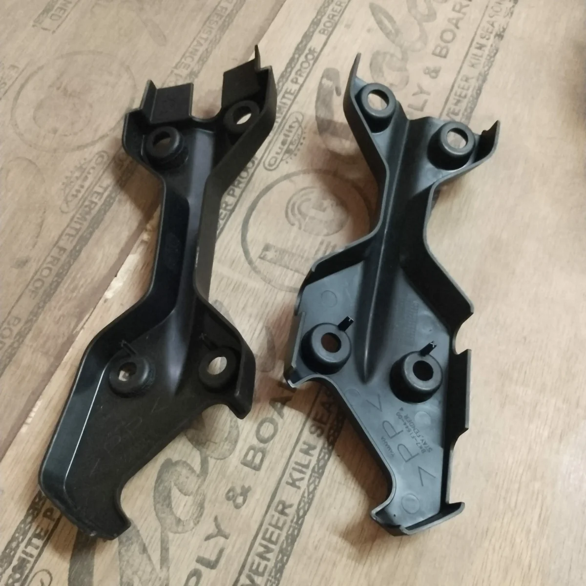 REAR STAY MT V1 V2 2