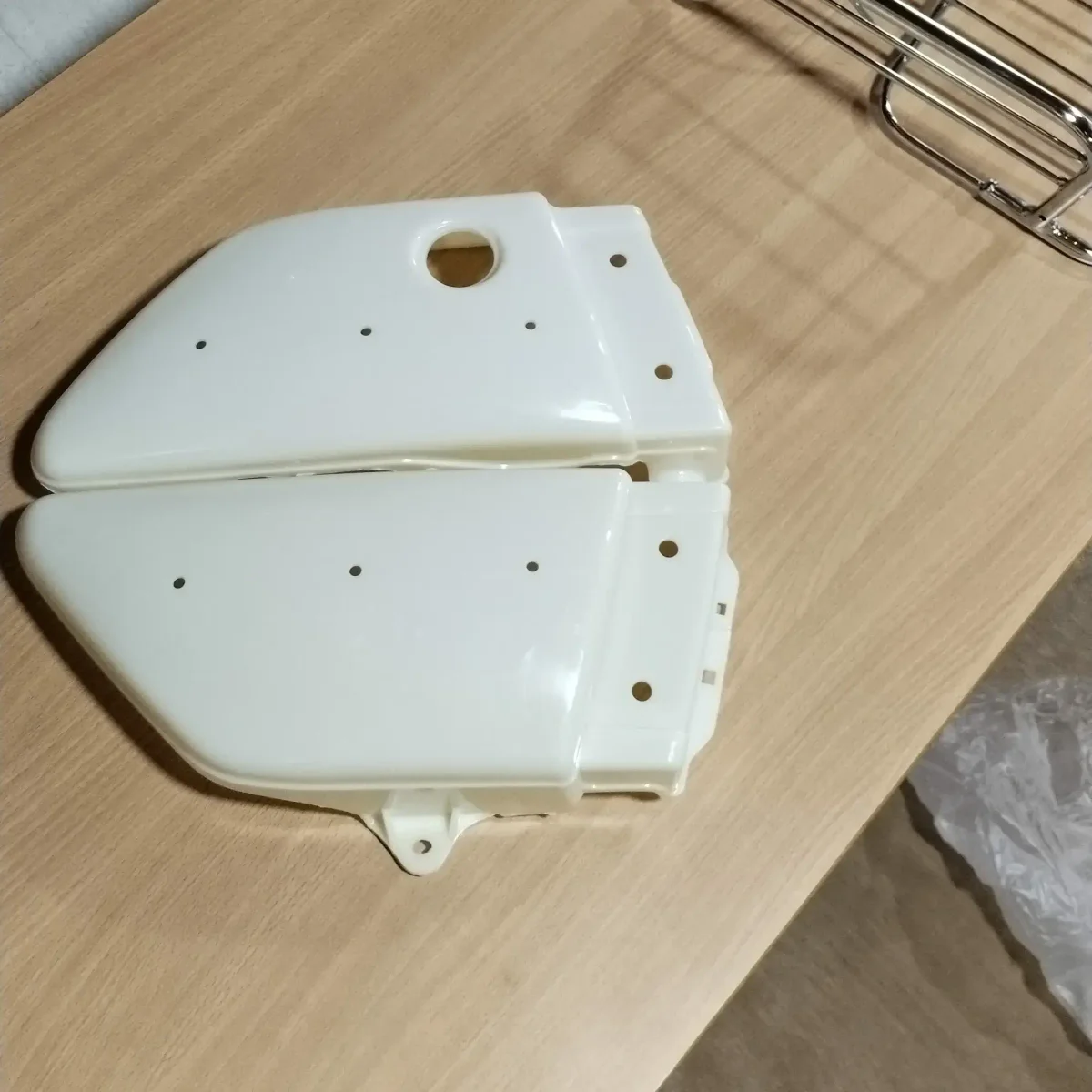 SIDE PANEL WITHOUT PAINT RX100/135 2