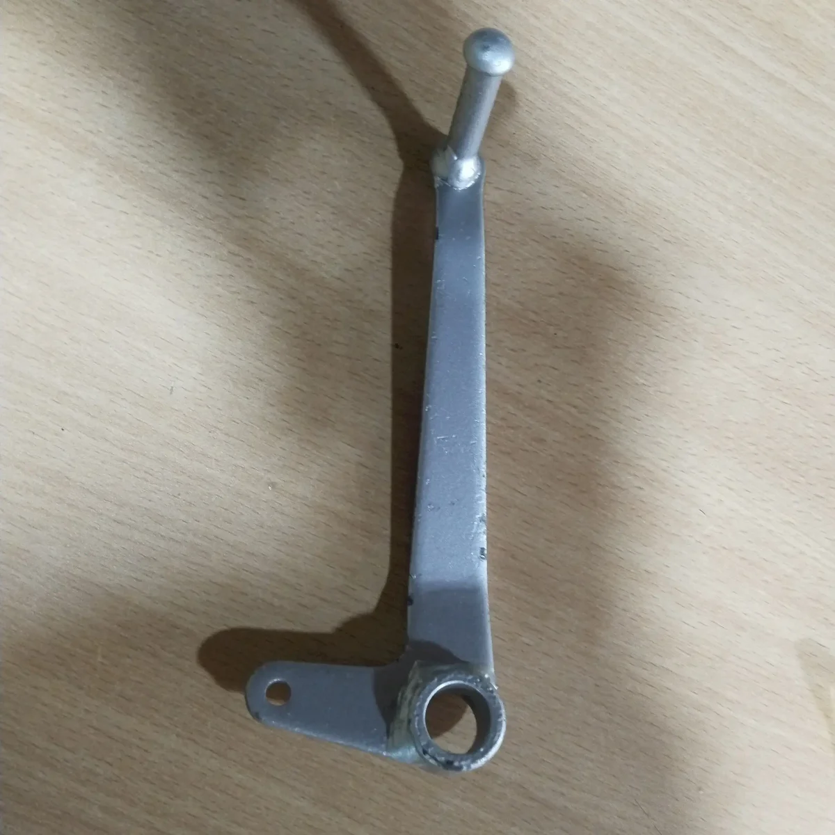 R15V1  GEAR LEVER  ONLY