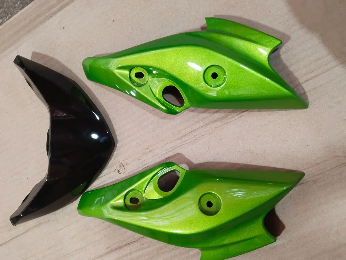 FZS HEAD LIGHT VISOR GREEN