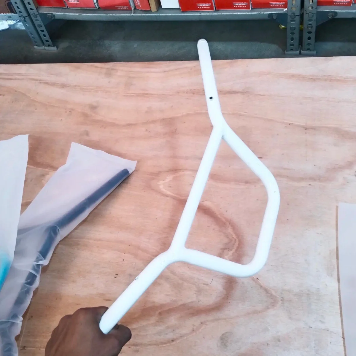 RX100 & RX135 KERALA HANDLE BAR (WHITE) 2