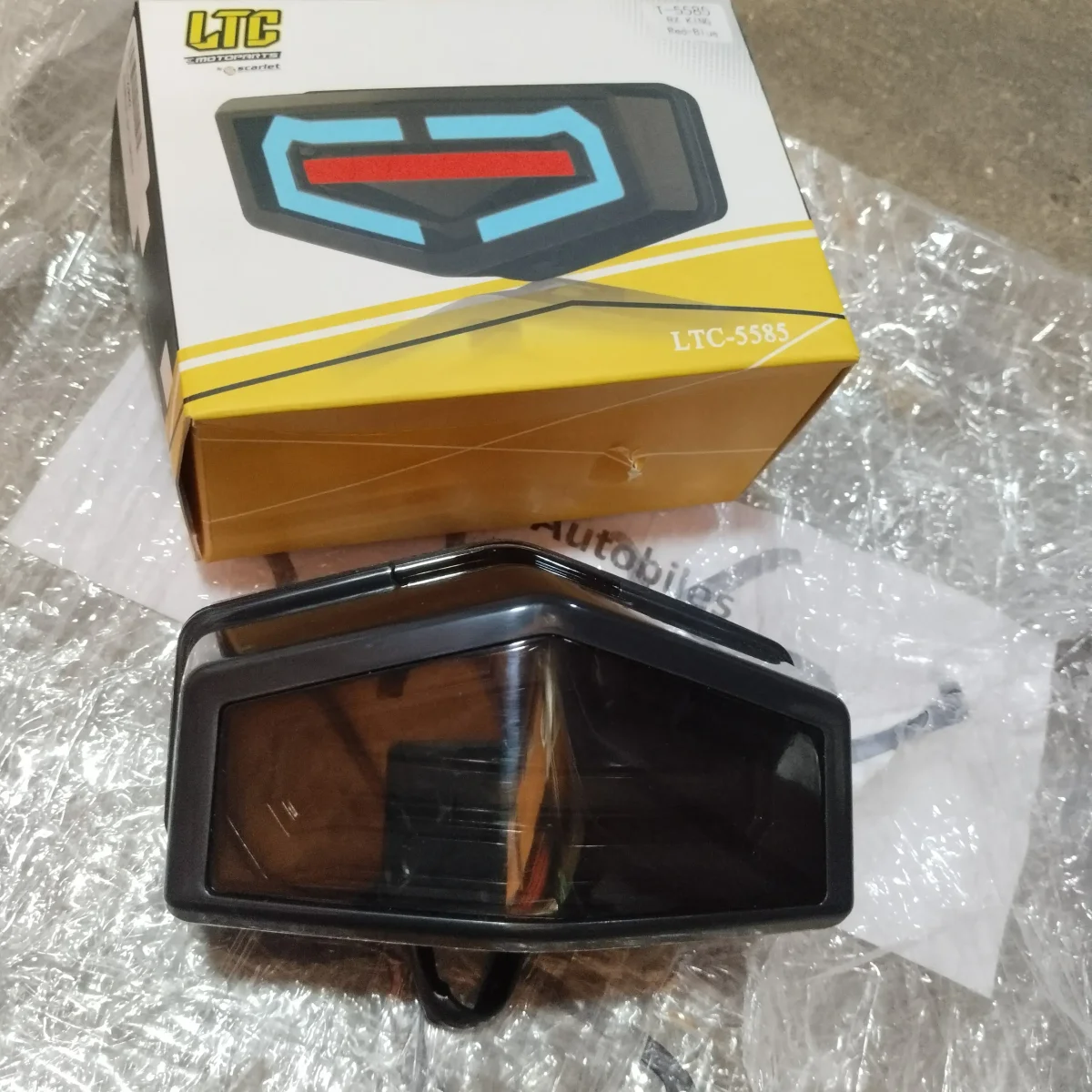 Rx tail light assy