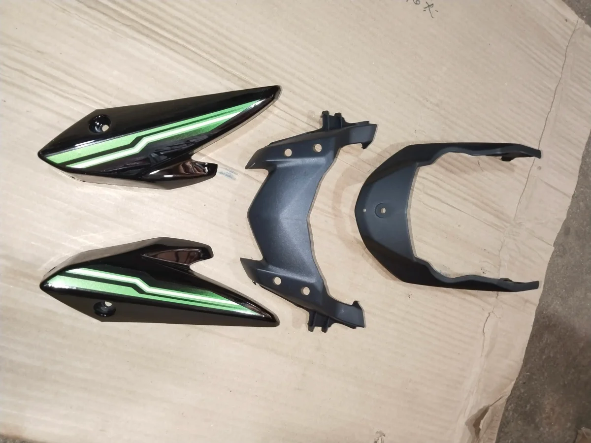 FZ V2 HEAD LIGHT VISOR GLOSSY BLACK GREEN
