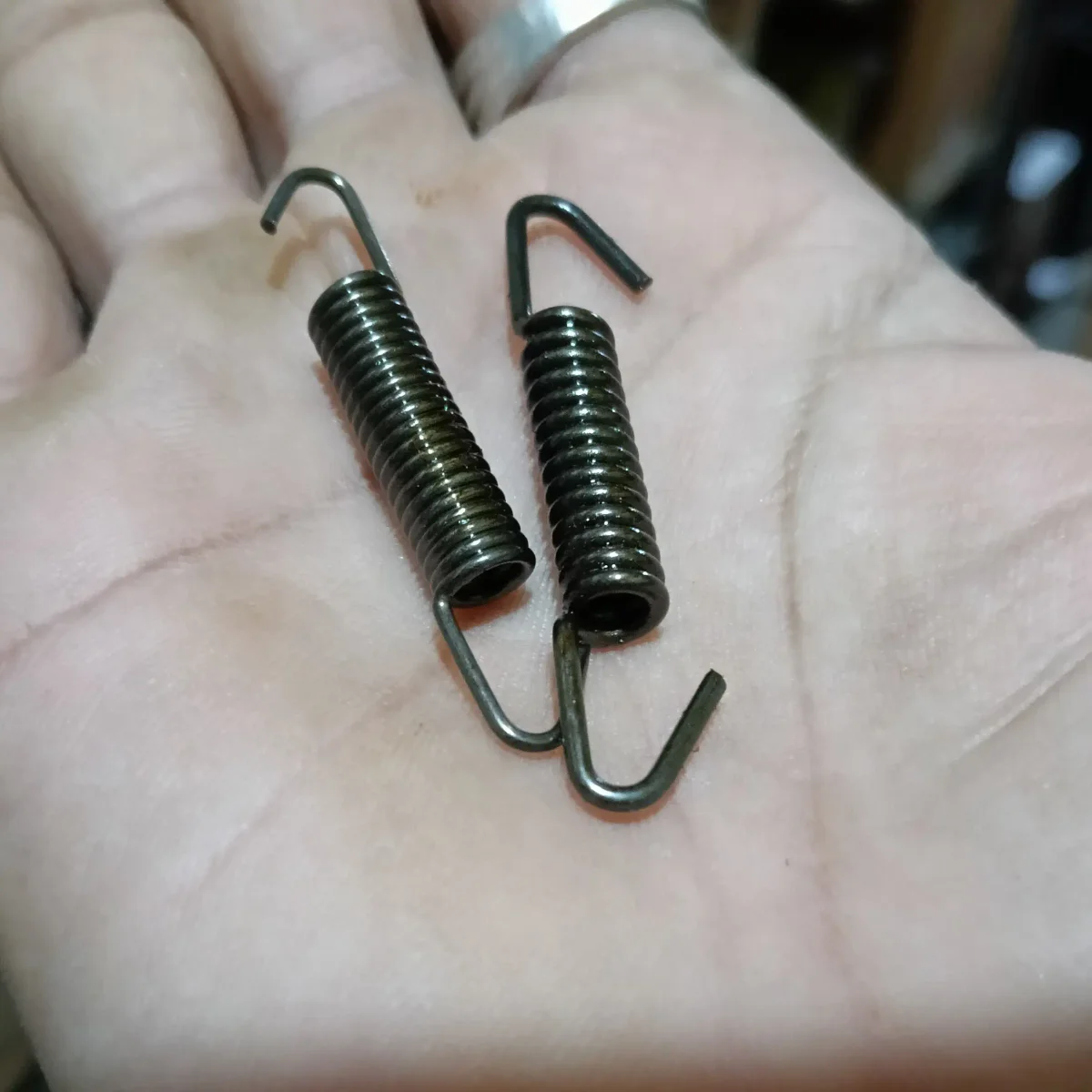 BRAKE SHOE SPRING RAY FASCINO