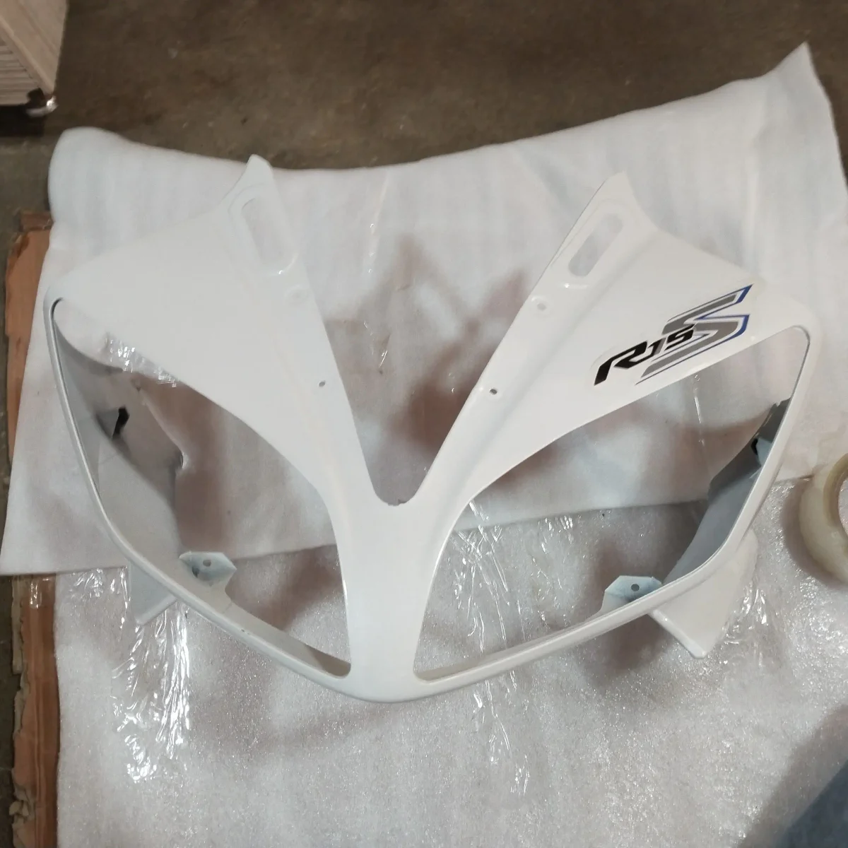 R15-S HEAD LIGHT VISOR WHITE