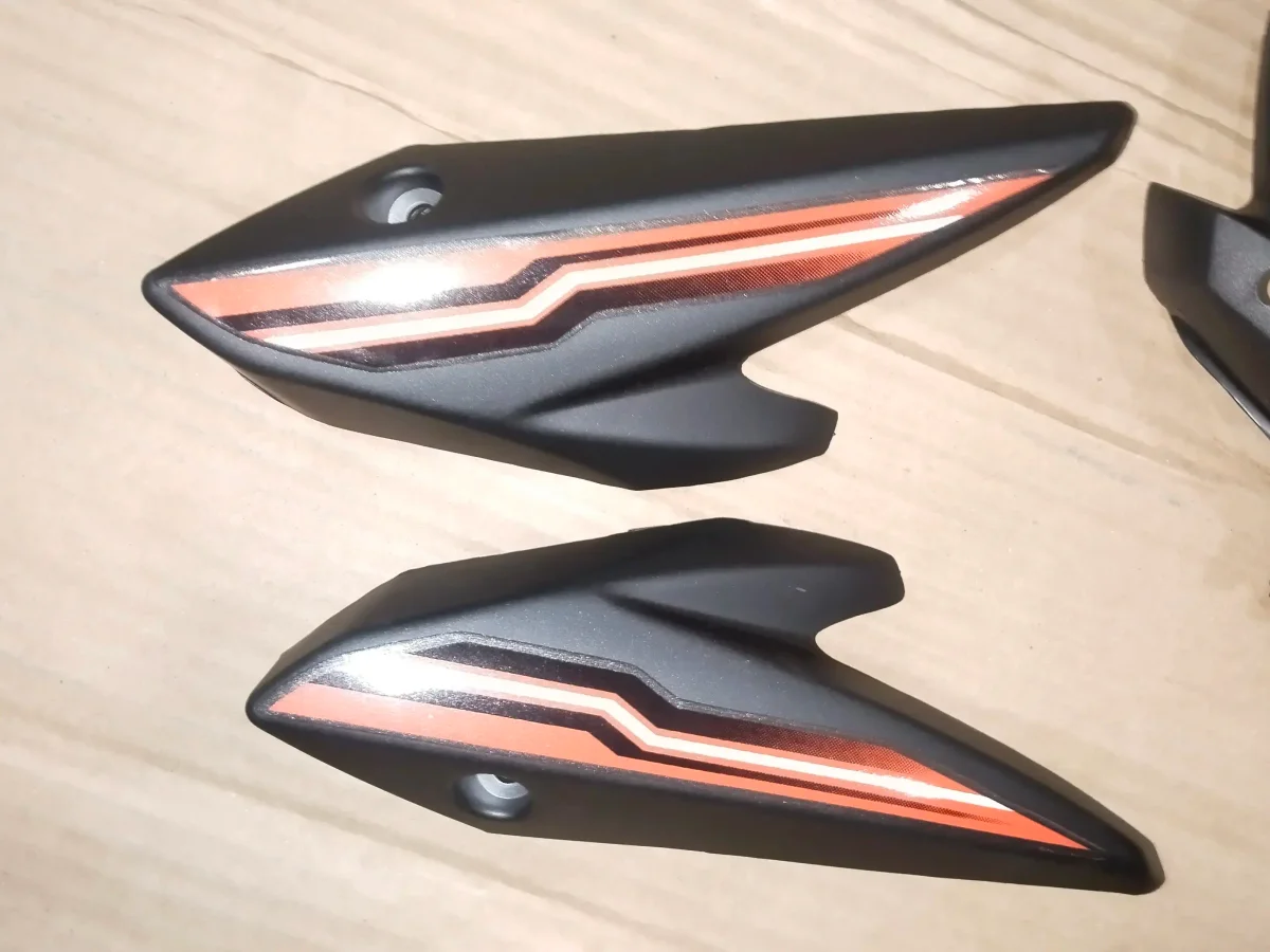 FZ V2 HEAD LIGHT VISOR MATT BLACK /ORANGE 2