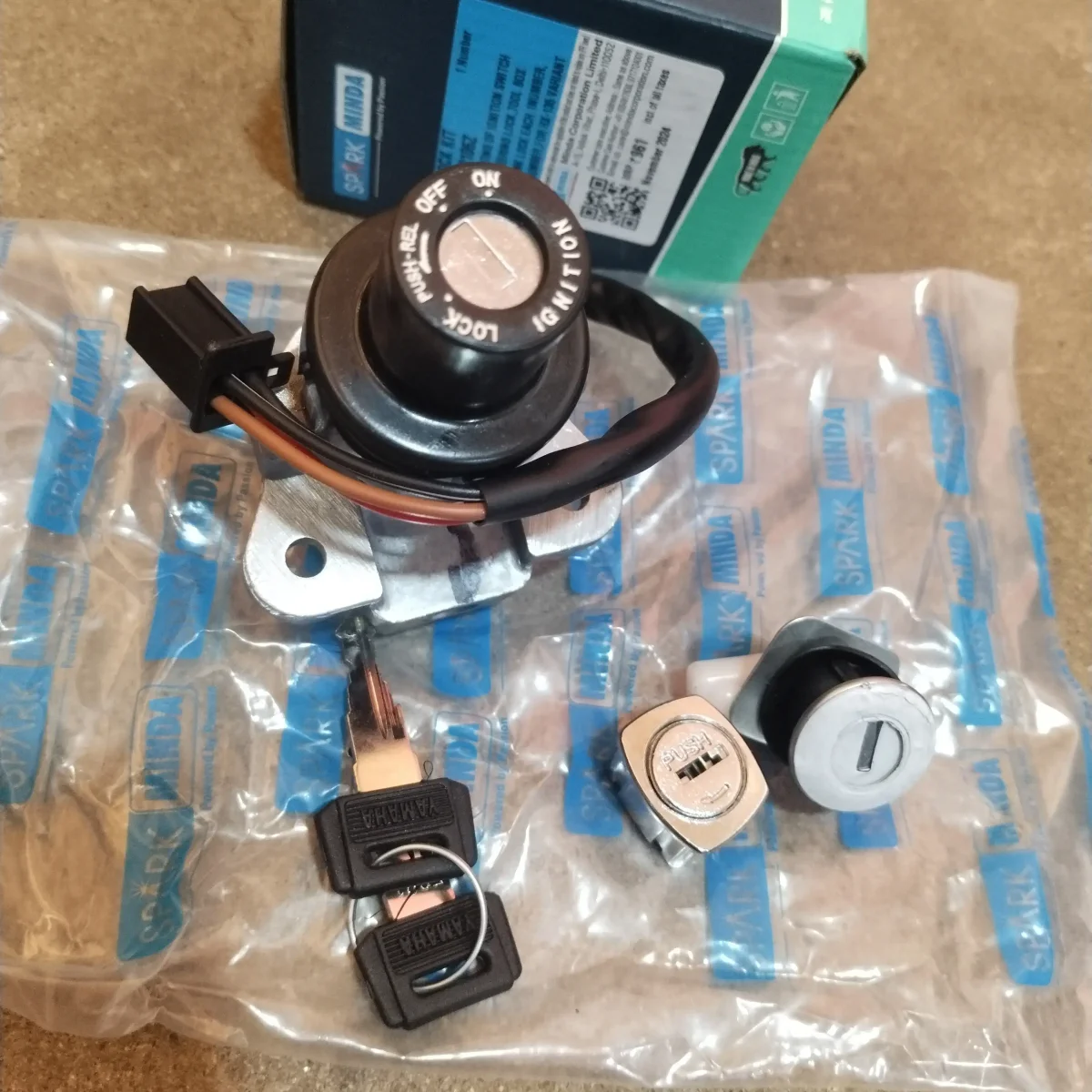 Lock Set rx135 Tiger Model Centre Type Lock Rx100/rx135 Oem