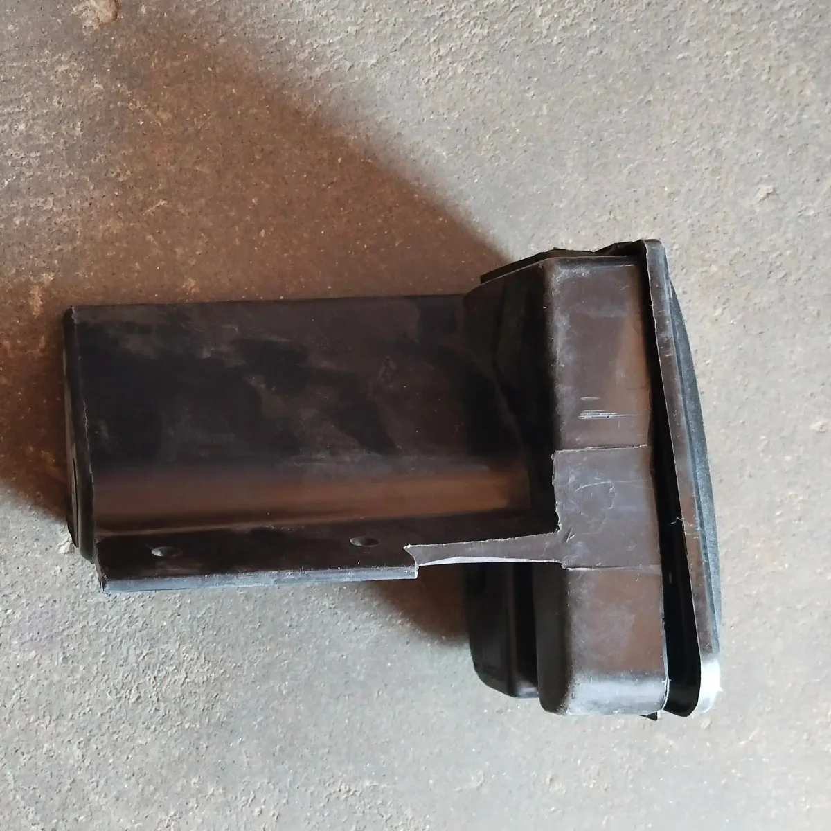TOOL BOX W/LOCK ASSY (5SPEED.613) 2