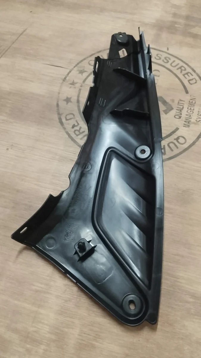 SIDE COVER LEFT SIDE 1 MT V1 V2 2