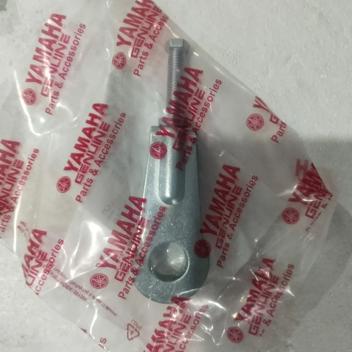CHAIN ADJUSTER Right side RX