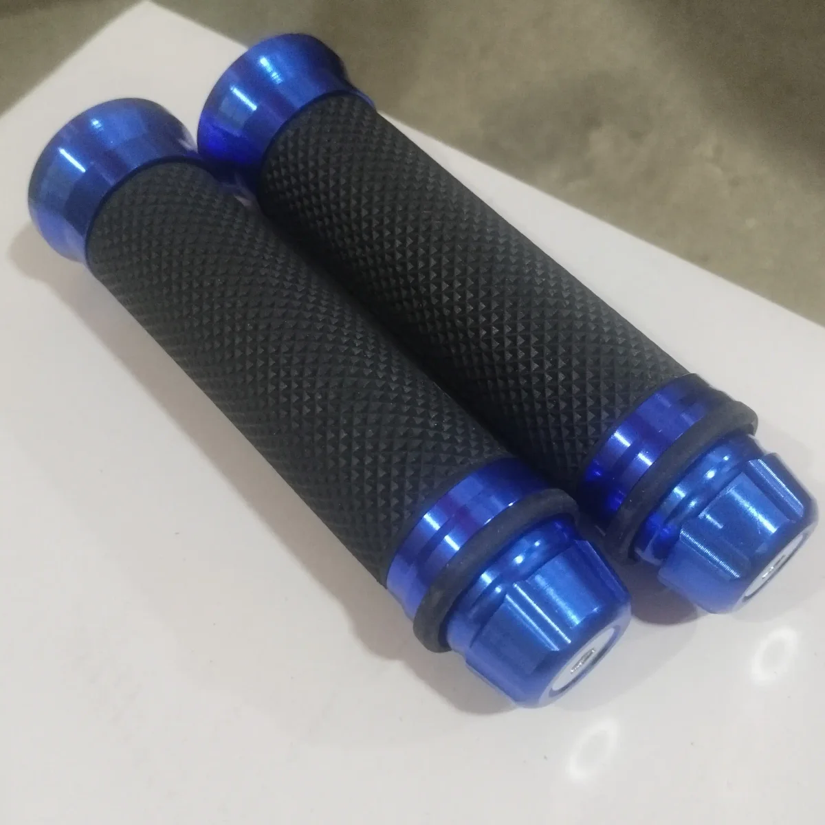 HANDLE GRIP FANCY 2