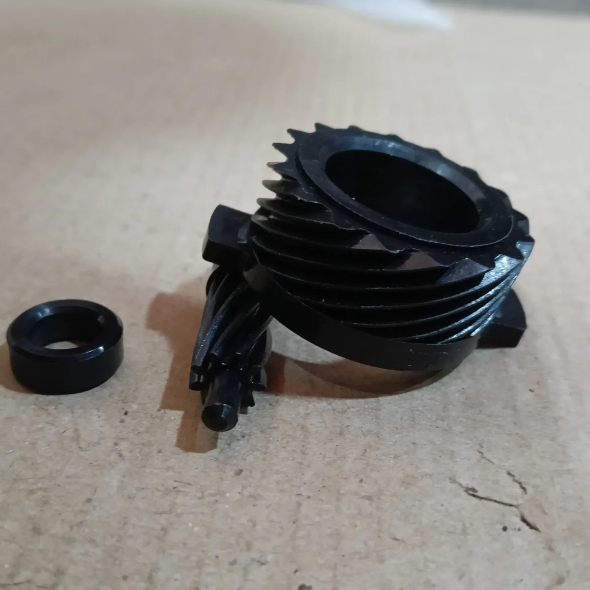 METER WORM RAY FASCINO NORMAL 2