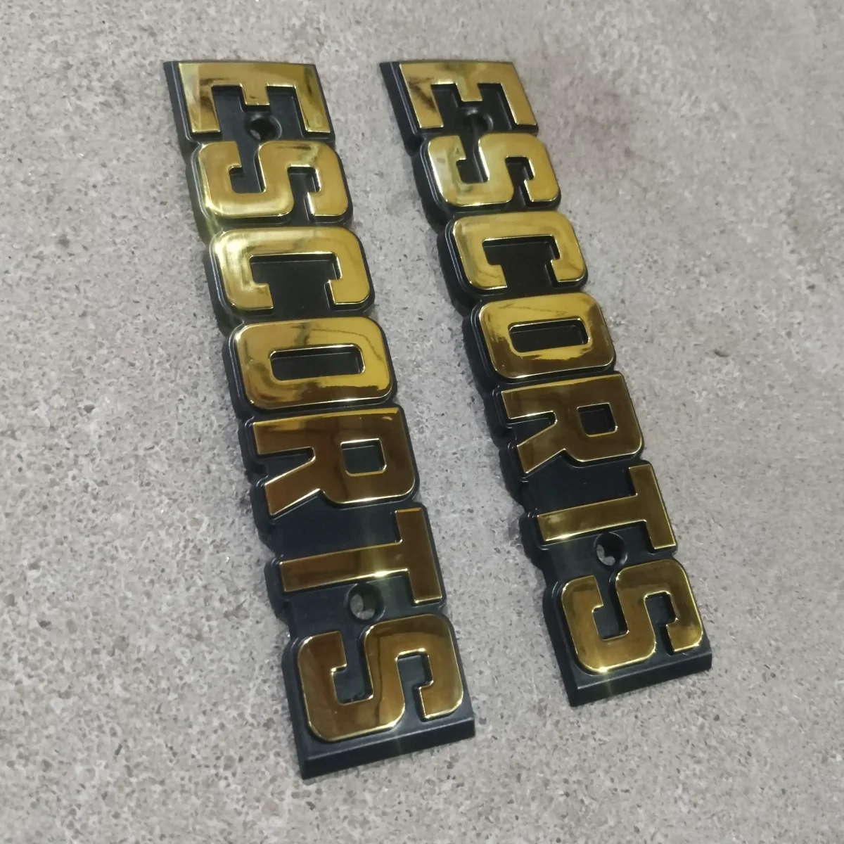 ESCORT MONOGRAM RX GOLD COLOUR