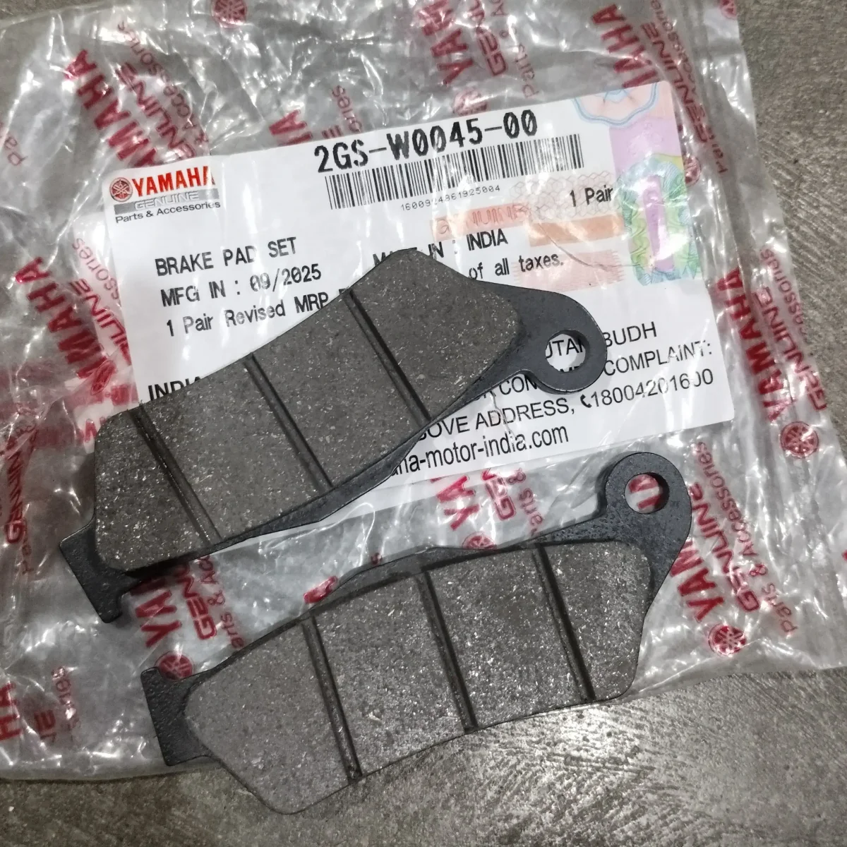 FRONT DISK PAD MT V1 V2 R15 V3
