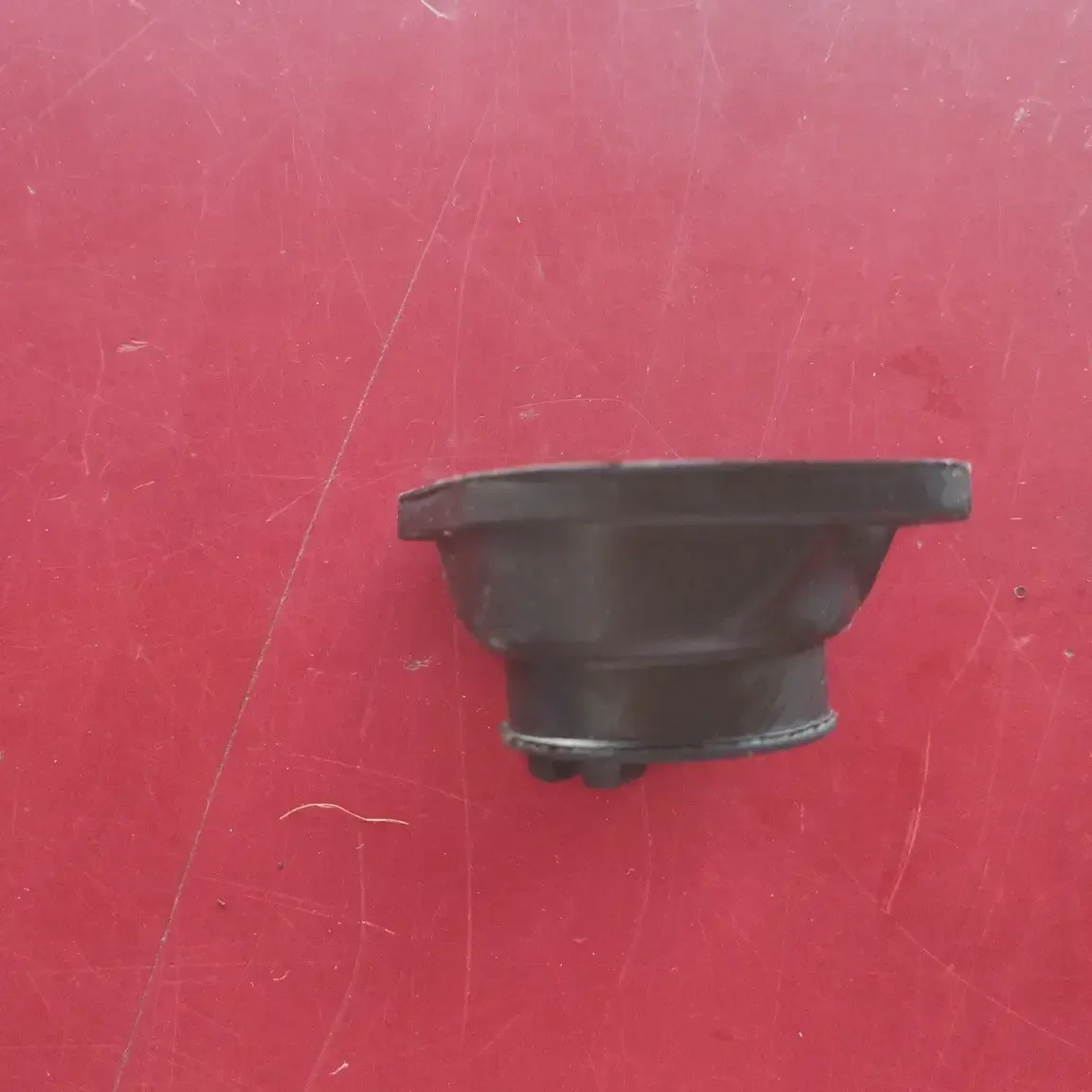 SUZUKI CARB MANIFOLD 2