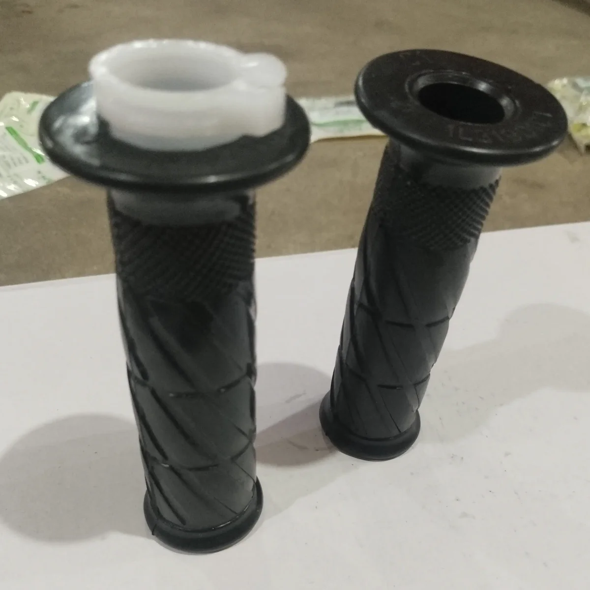 HANDLE GRIP YBX 2