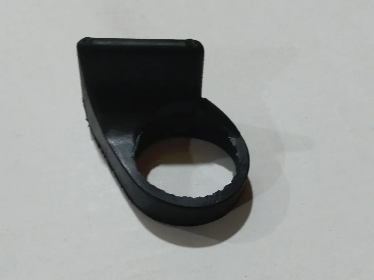 REAR SWINGRAM FORK SEAL GUARD (RX.319)