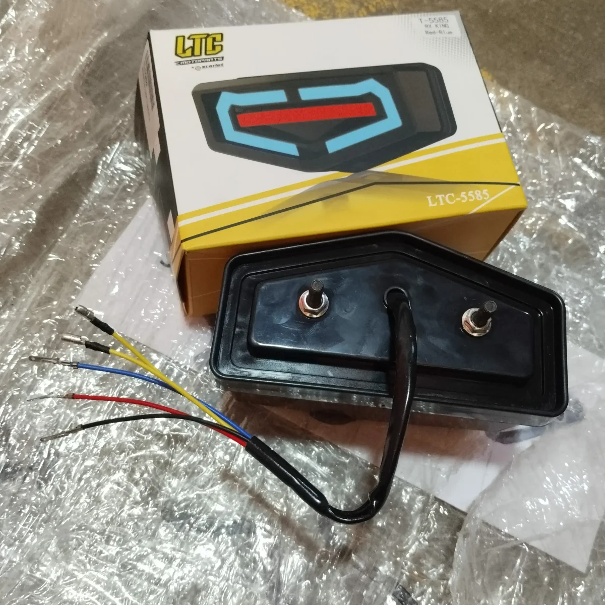 Rx tail light assy 2