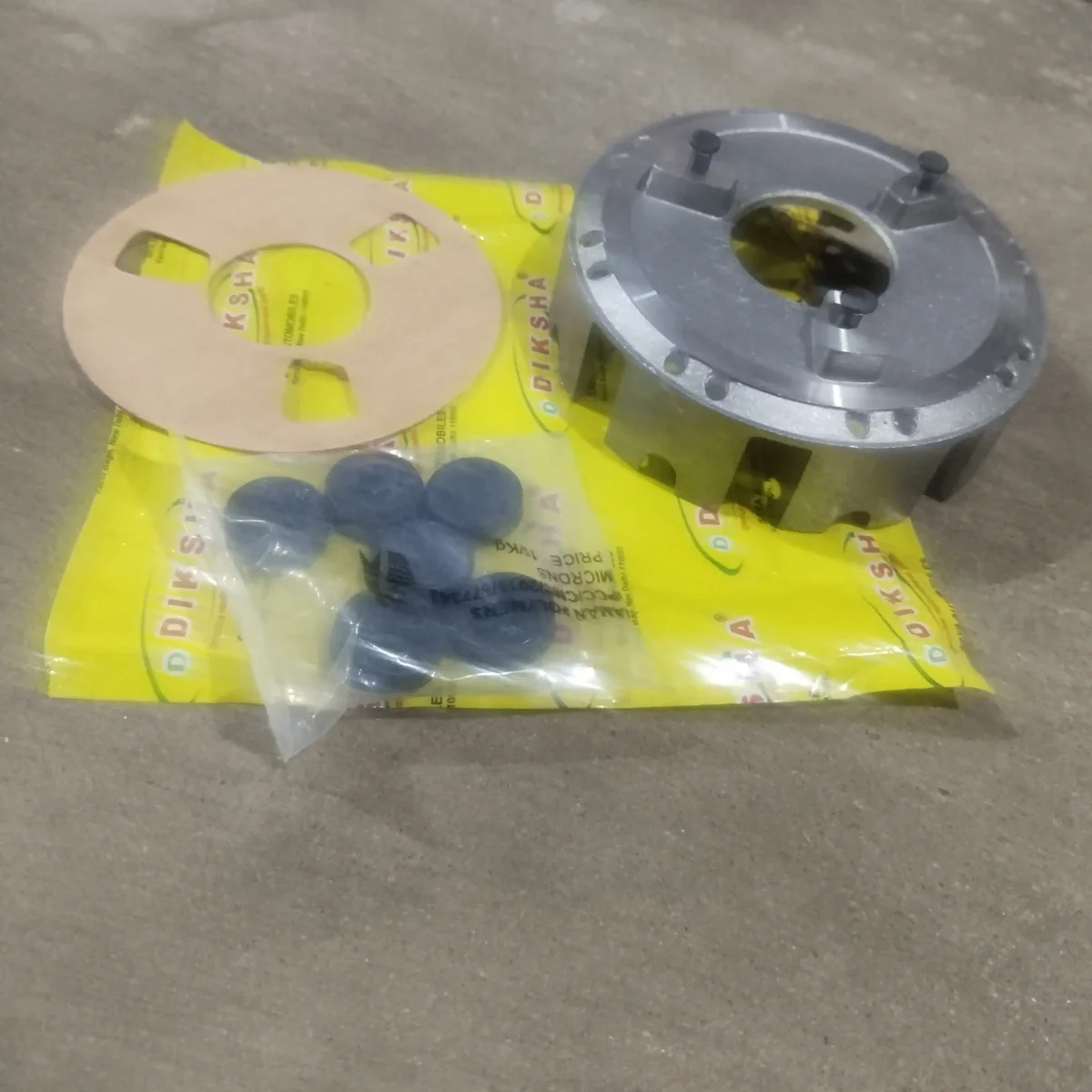 CLUTCH HOUSING W / RUBBER KIT Rxg Rx135/ Rxz 2