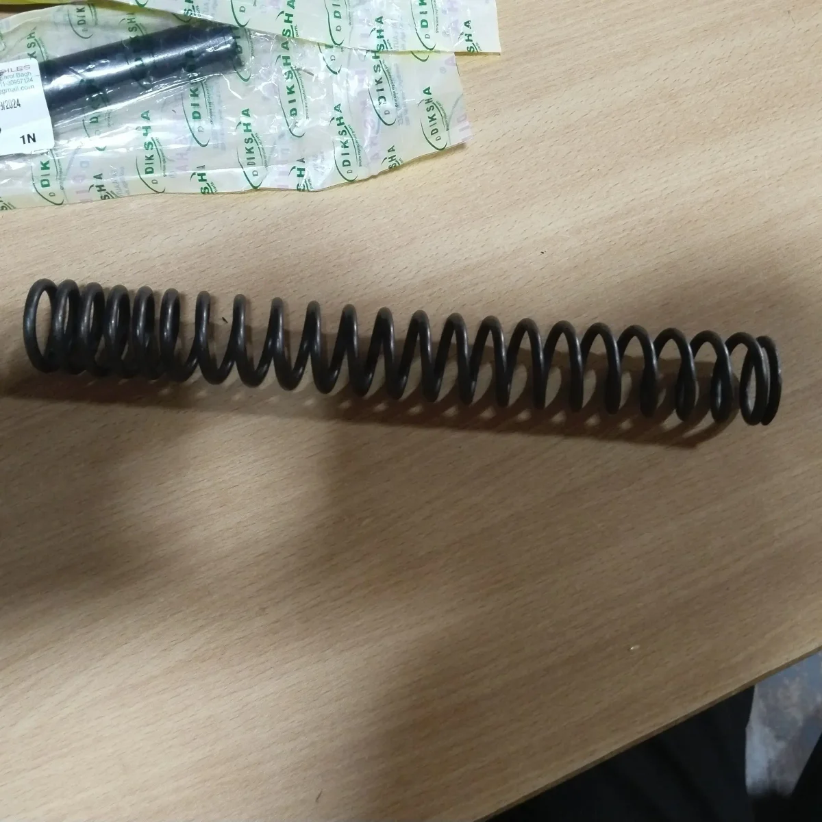 R15V3 FORK SPRING