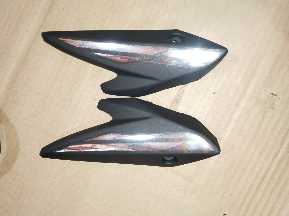 FZ V2 HEAD LIGHT VISOR MATT BLACK/ SILVER 2