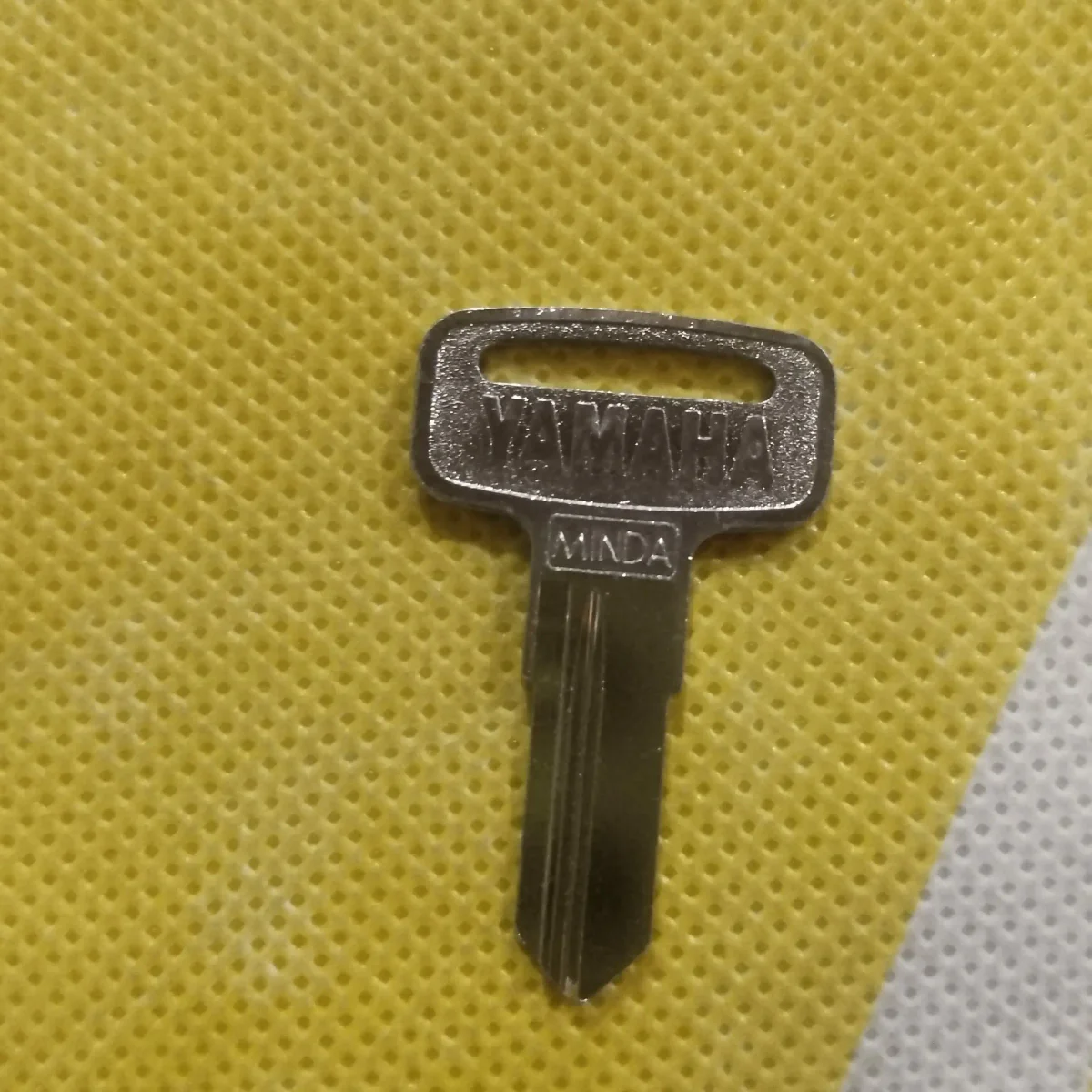 YAMAHA METAL KEY 2