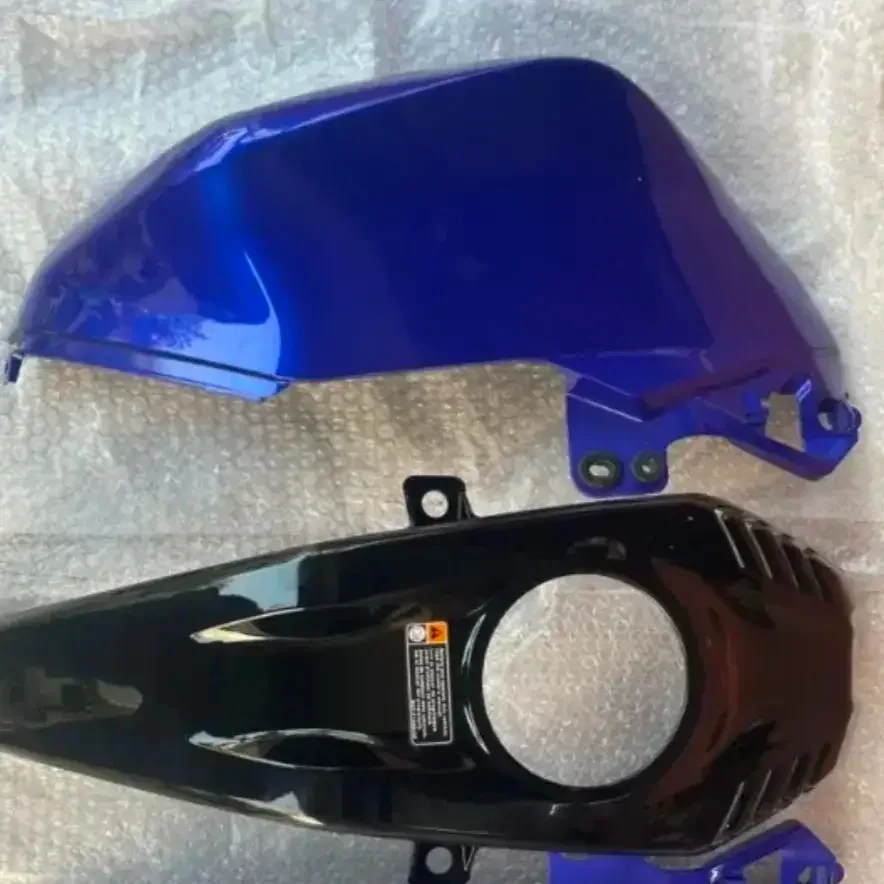 R15v3 tank cover set of 3. Colour blue  original