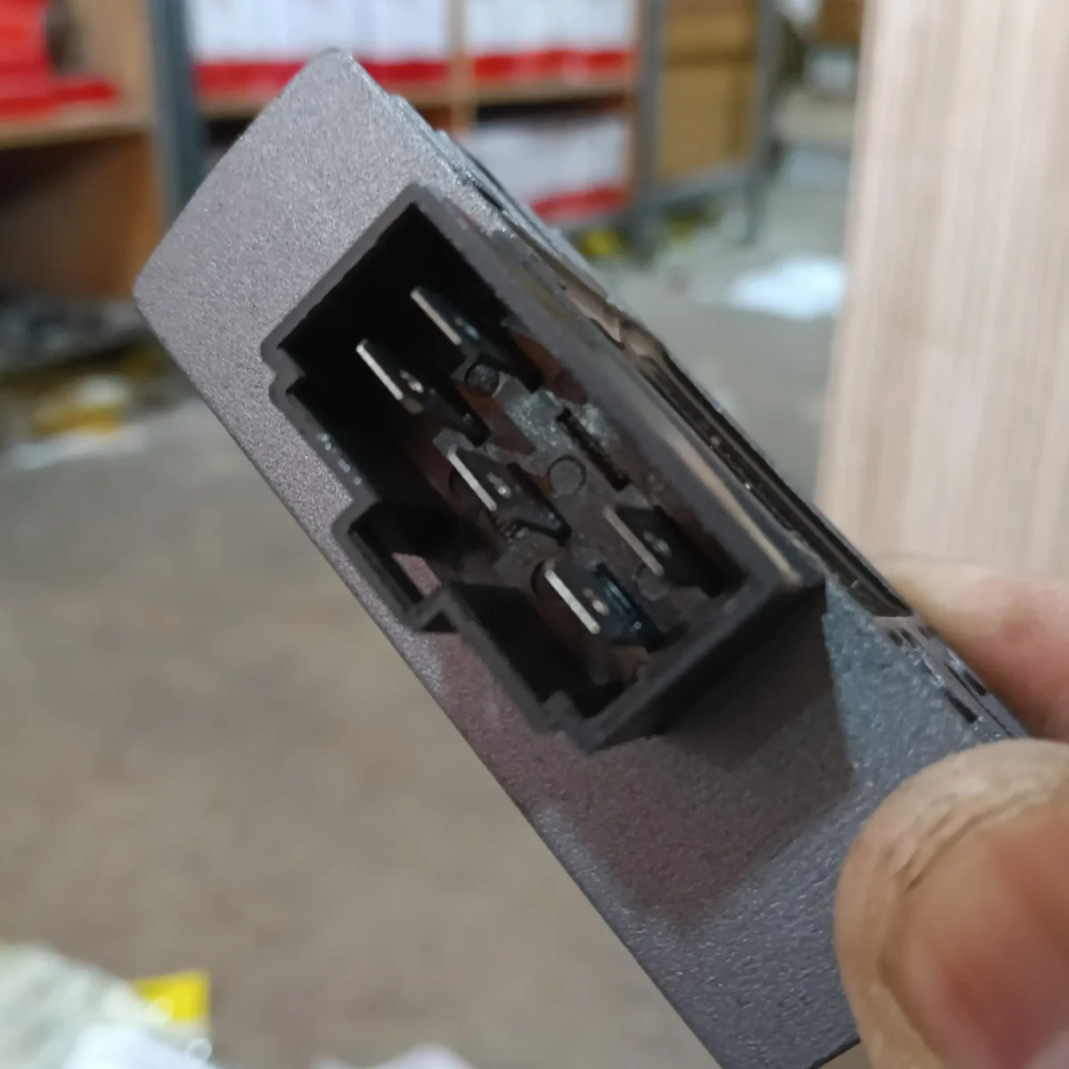 R R UNITS. (5 PIN) FZ FZS