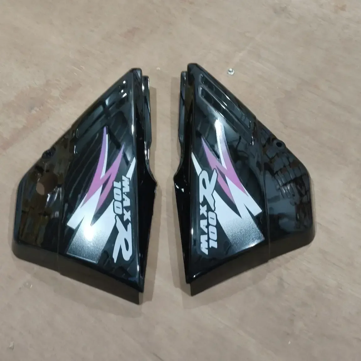 SUZUKI NEW SIDE DOOR BLACK