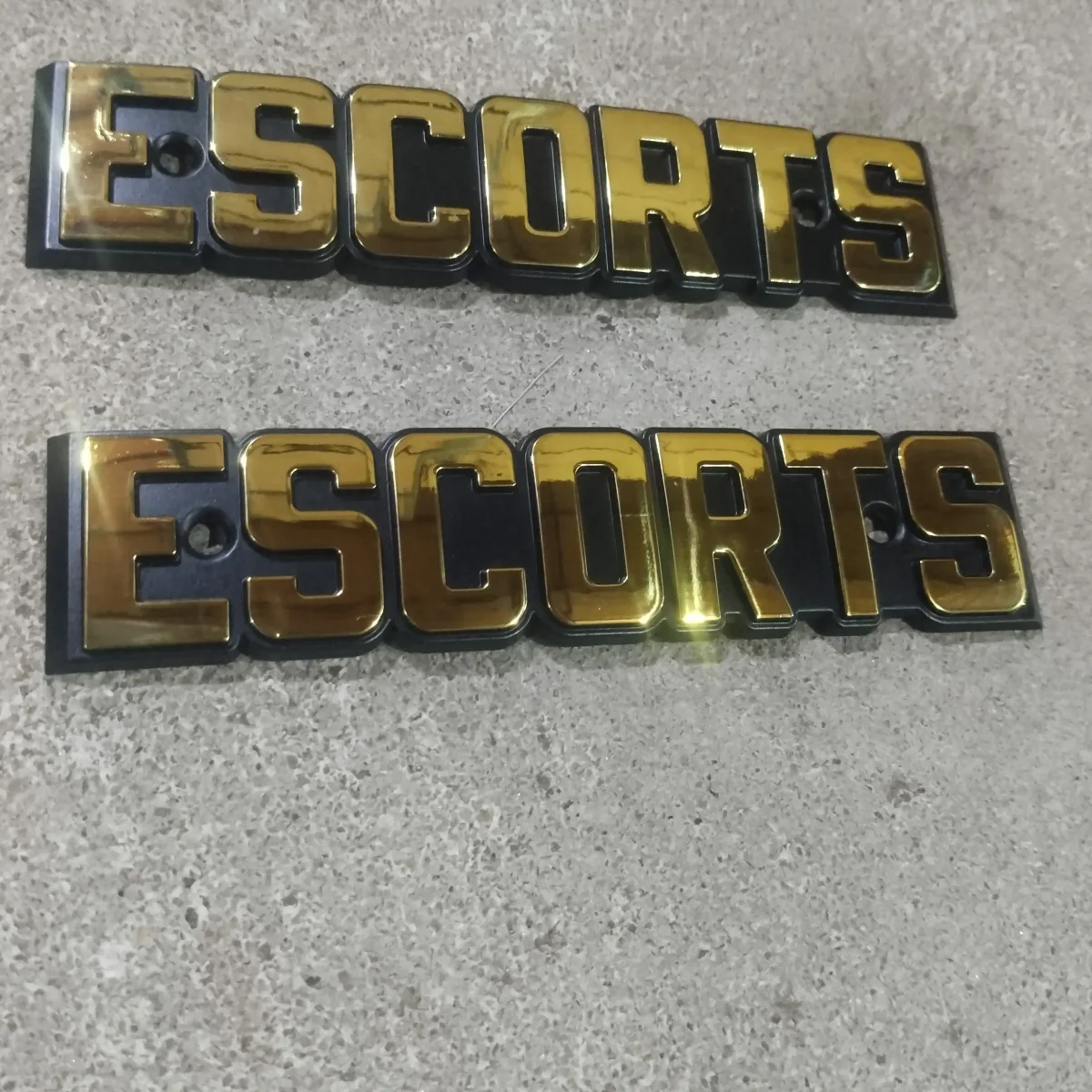 ESCORT MONOGRAM RX GOLD COLOUR 2
