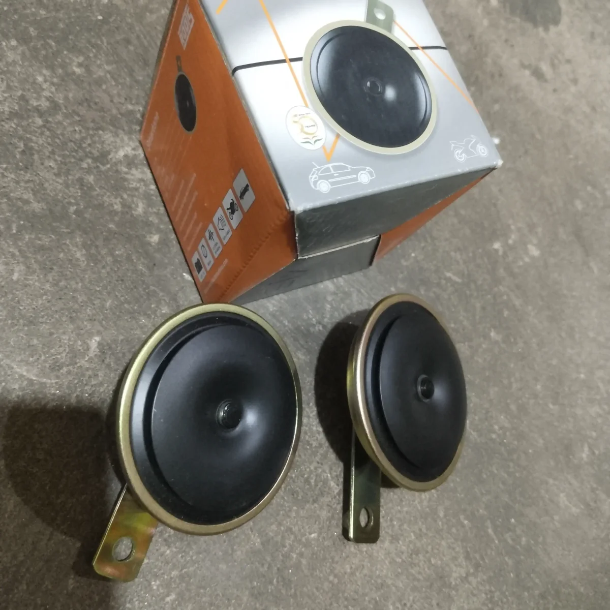 HORN UNIVARSAL 2 PIC 2