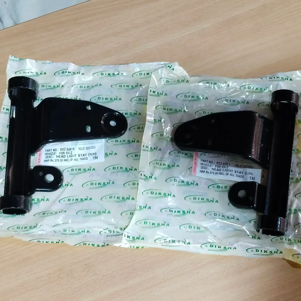 HEAD LIGHT BRACKET (RXZ.658)
