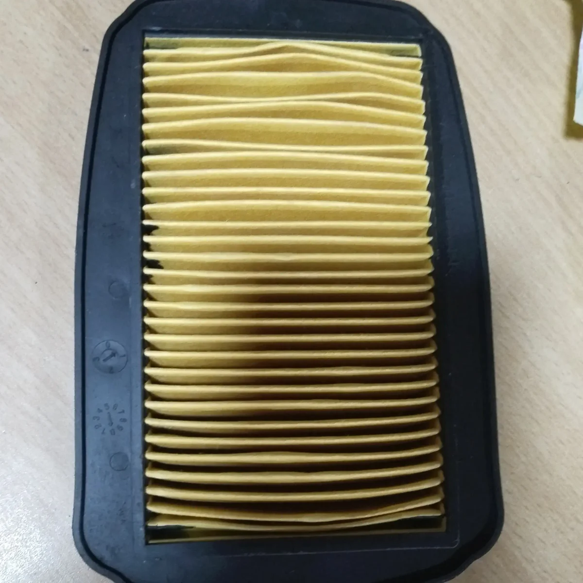 R15 V1 air filter 2