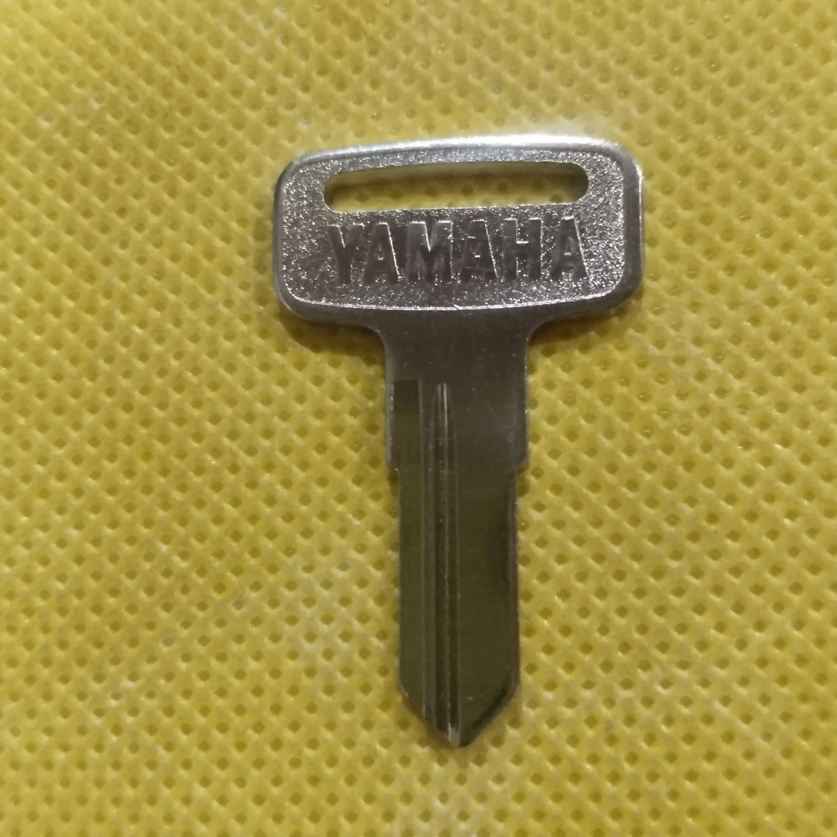 YAMAHA METAL KEY