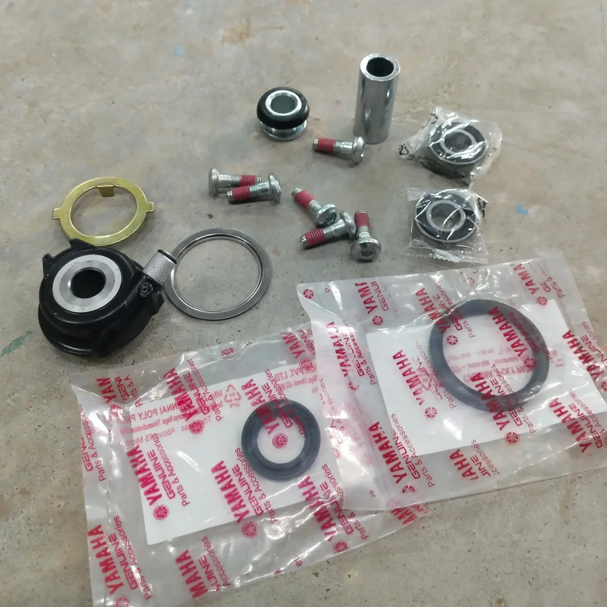 GLADIATOR FRONT DISK HUB SPARE 2
