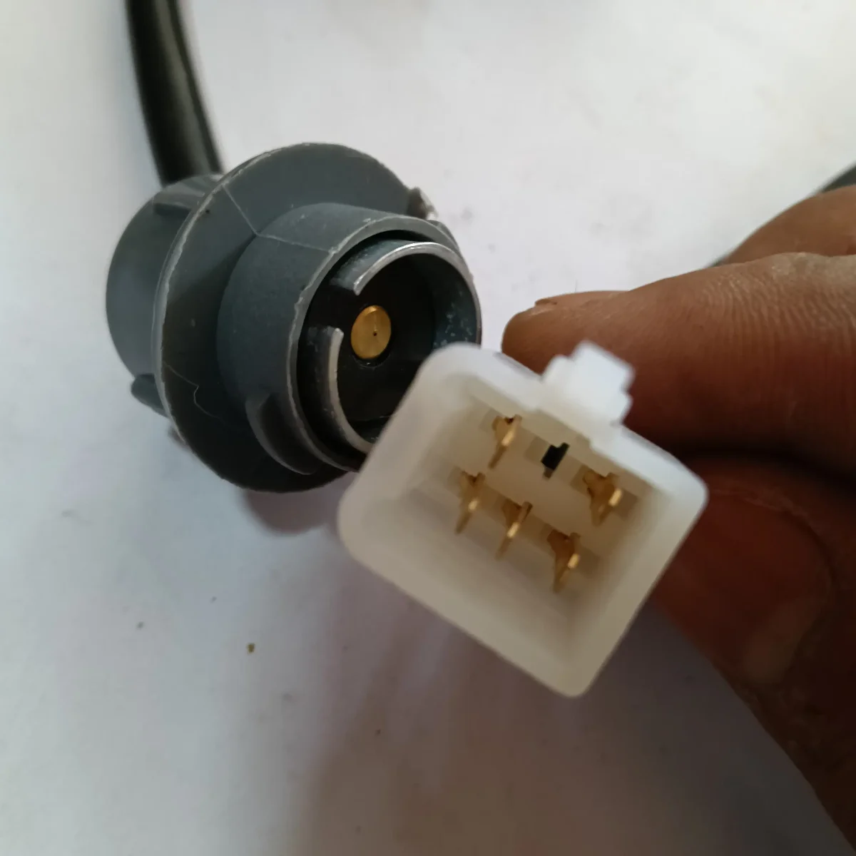 TAIL LIGHT WIRING 2