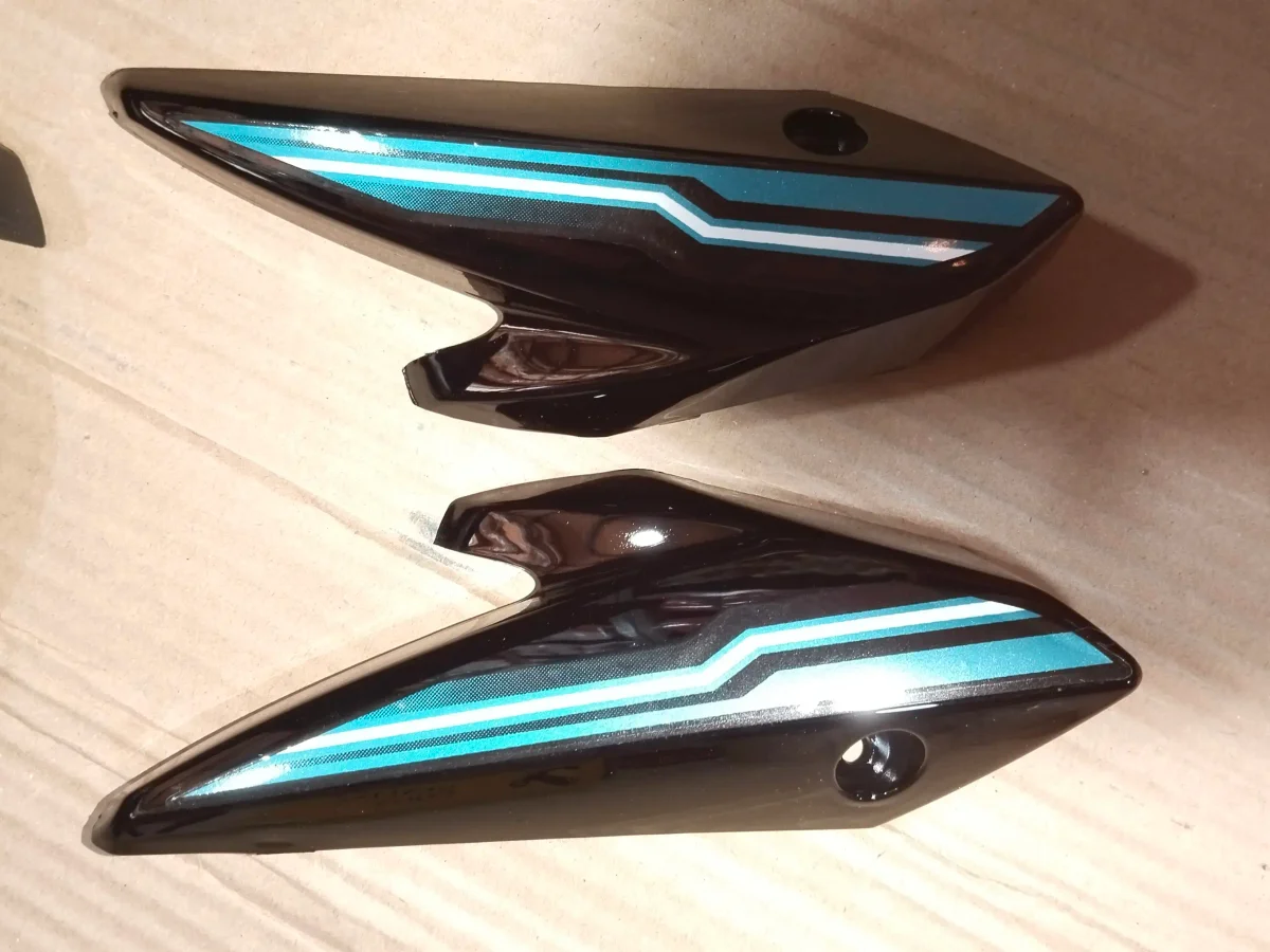FZ V2 HEAD LIGHT VISOR BLACK/CYAN BLUE 2