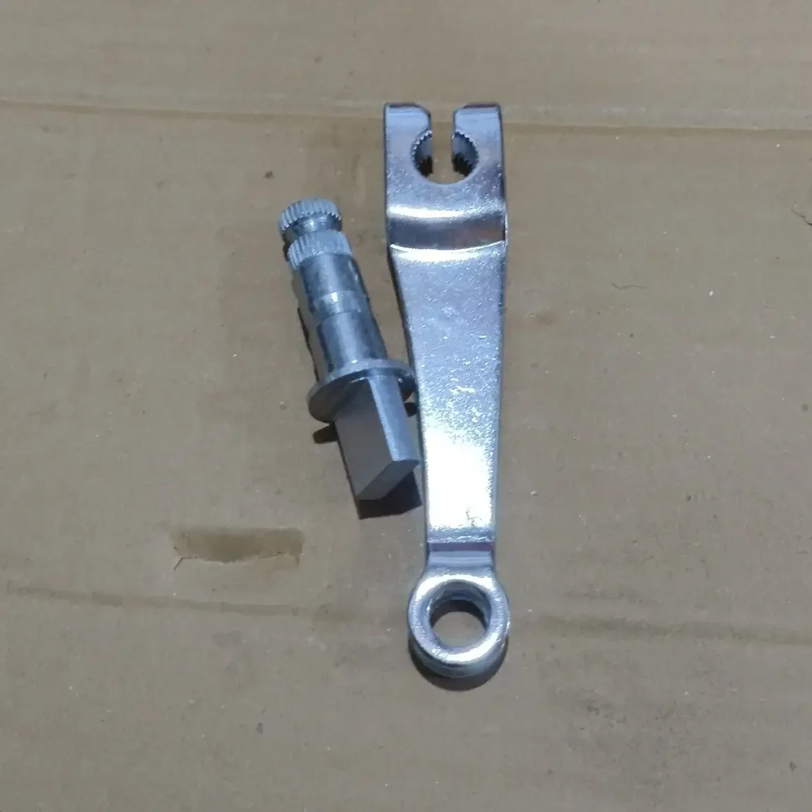 SUZUKI FRONT BRAKE CAM LEVER SET