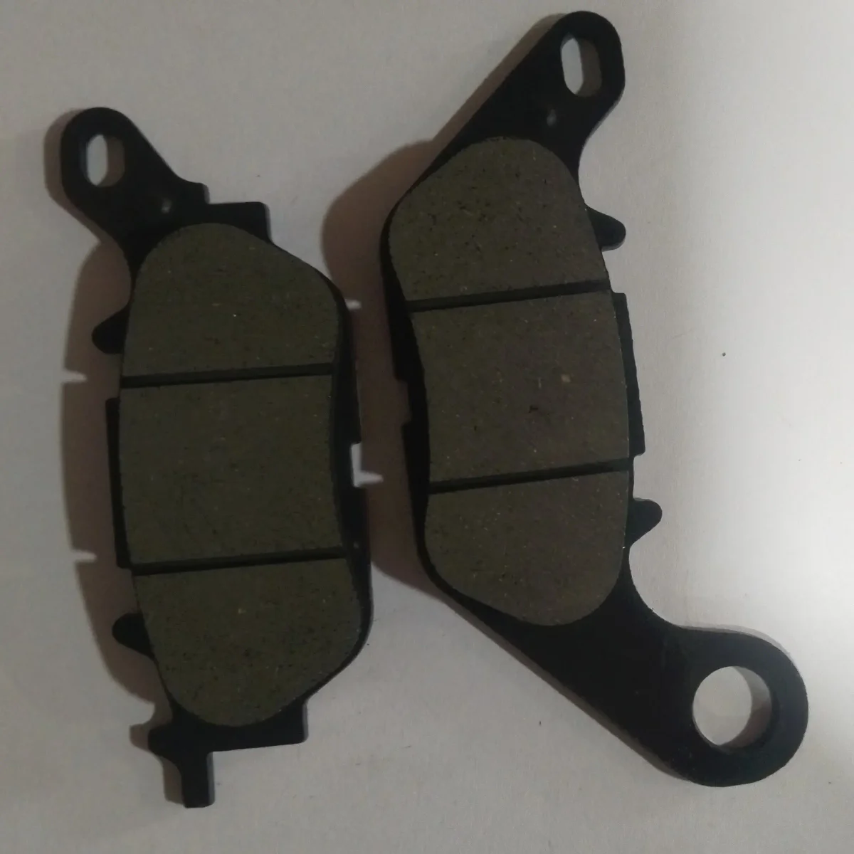 R15V1. DISC PAD  FRONT