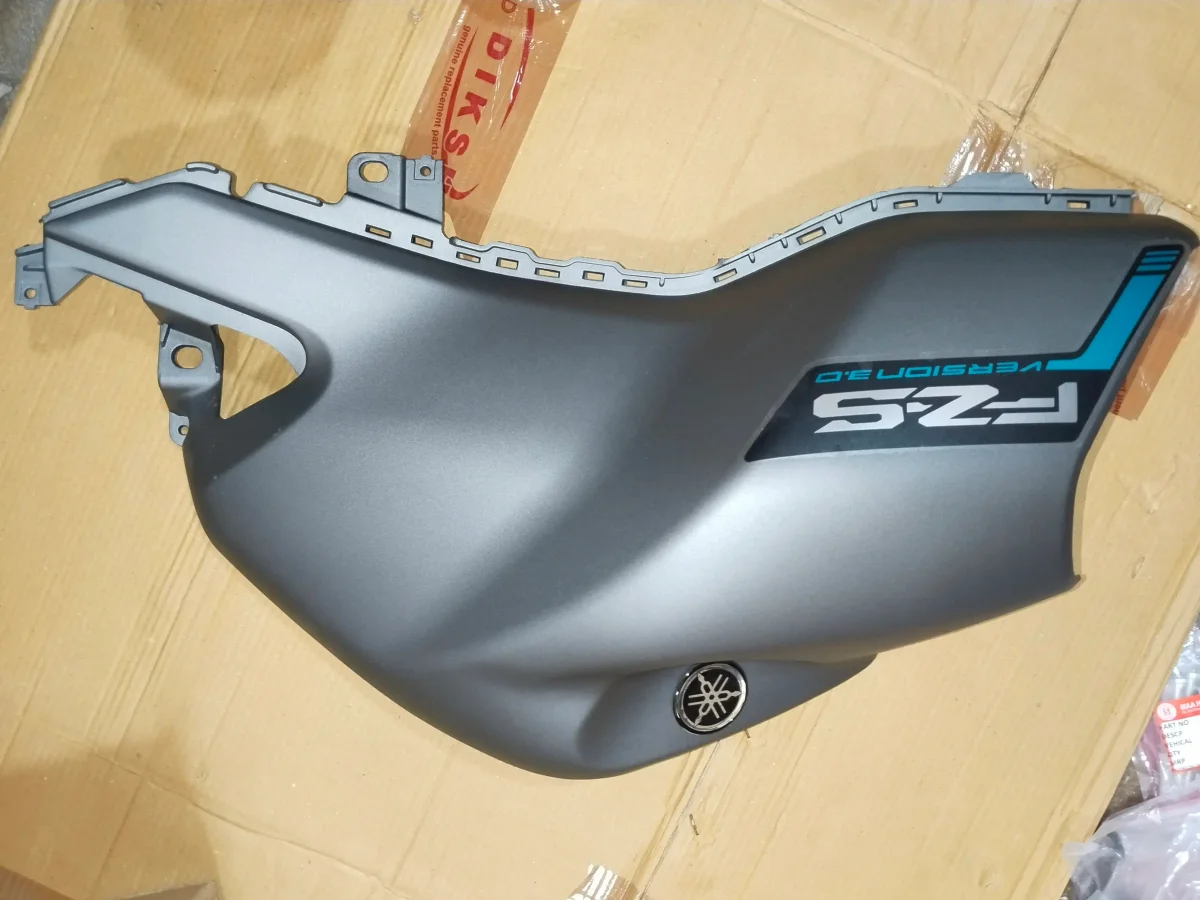 FZ V3 TANK COVER ASSY. MATT GREY/CYAN