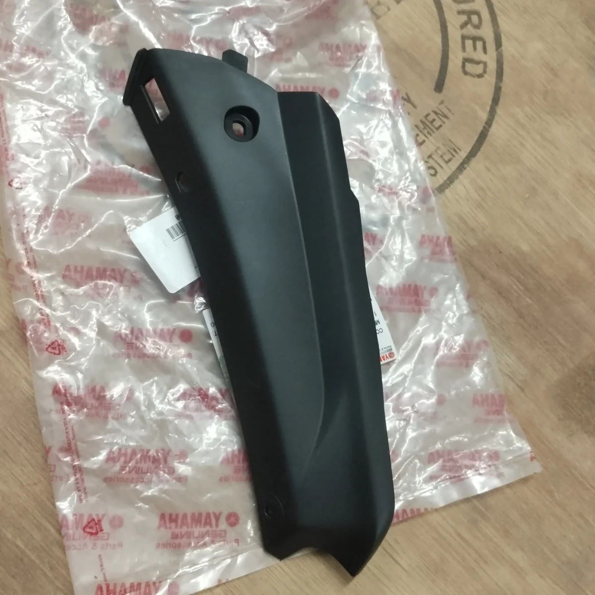 SIDE COVER 5 MT V1 V2 2